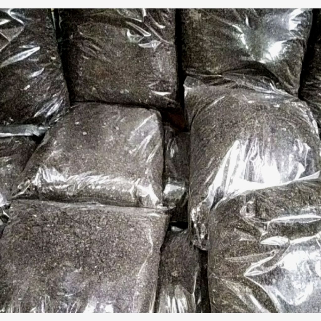 

BUBUK COOKIES CRUMB 1 KG SERBUK OREO