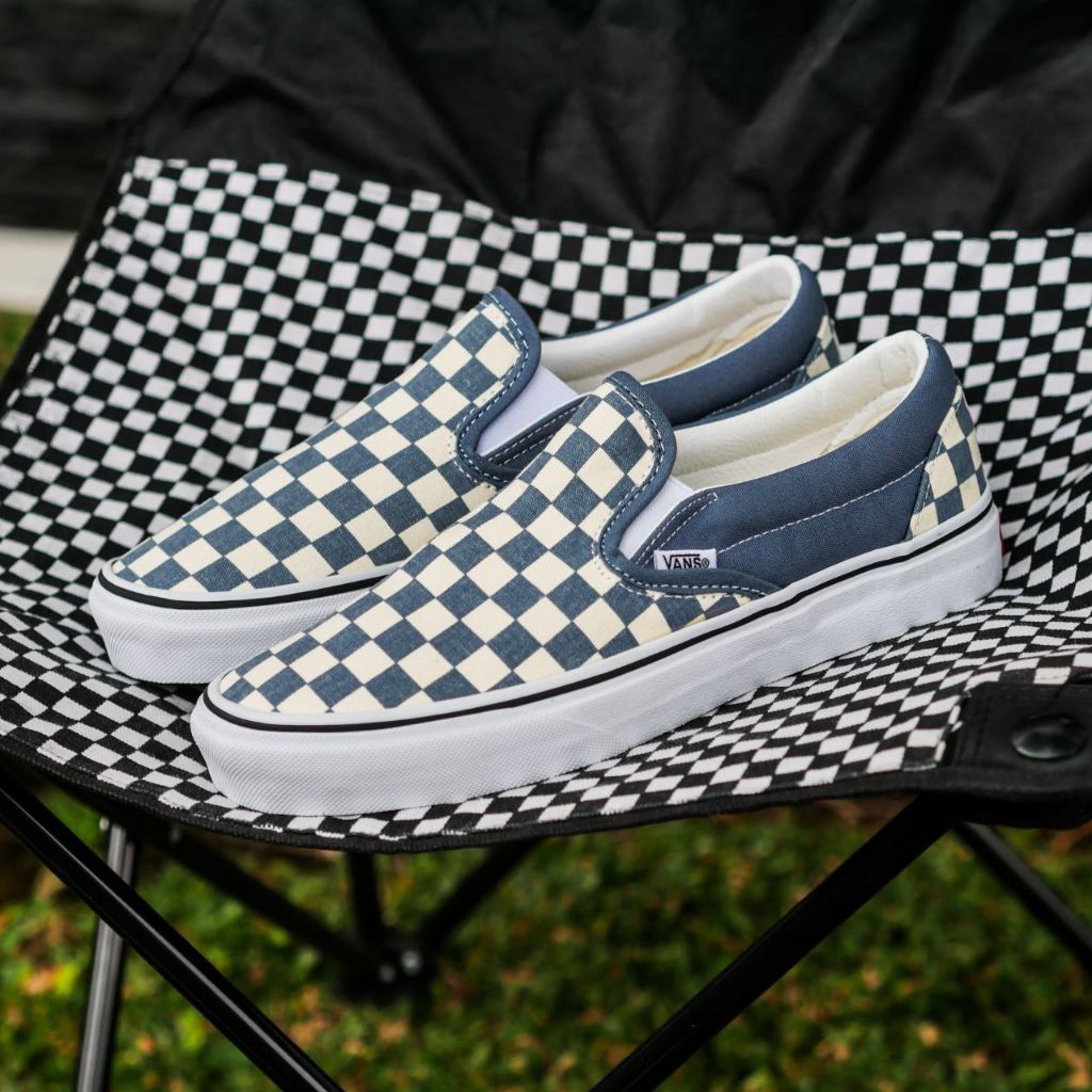 VANS SLIP-ON BLUE MIRAGE ORIGINAL – SNEAKERS TANPA TALI NYAMAN & TRENDY