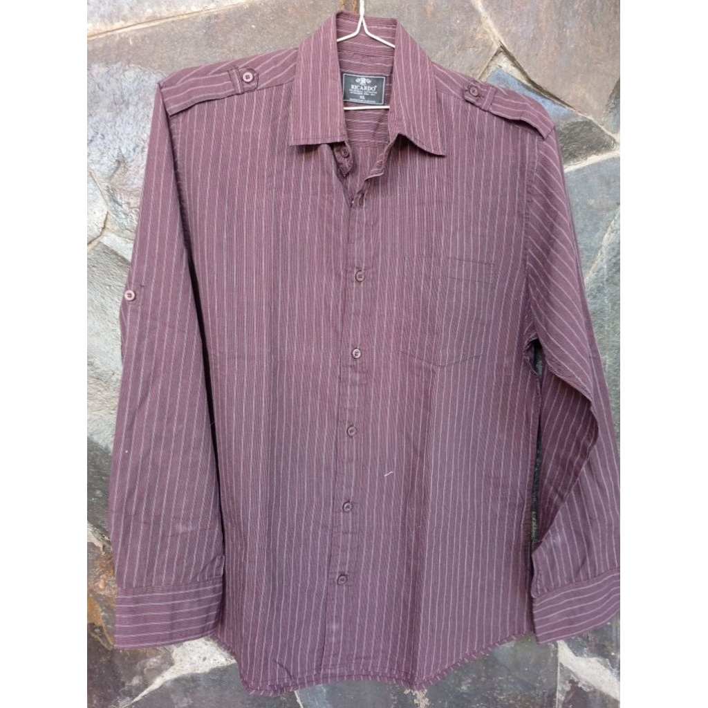 Ricardo - Kemeja Lengan Panjang XL Pria Garis Maroon / Kemeja Bekas Branded Original