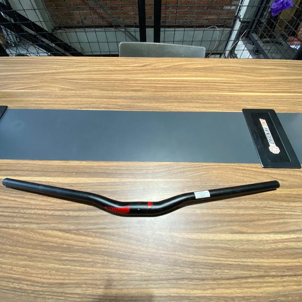 Handlebar Entity 31.8x760 rise 15 black red 2nd kode BB904605