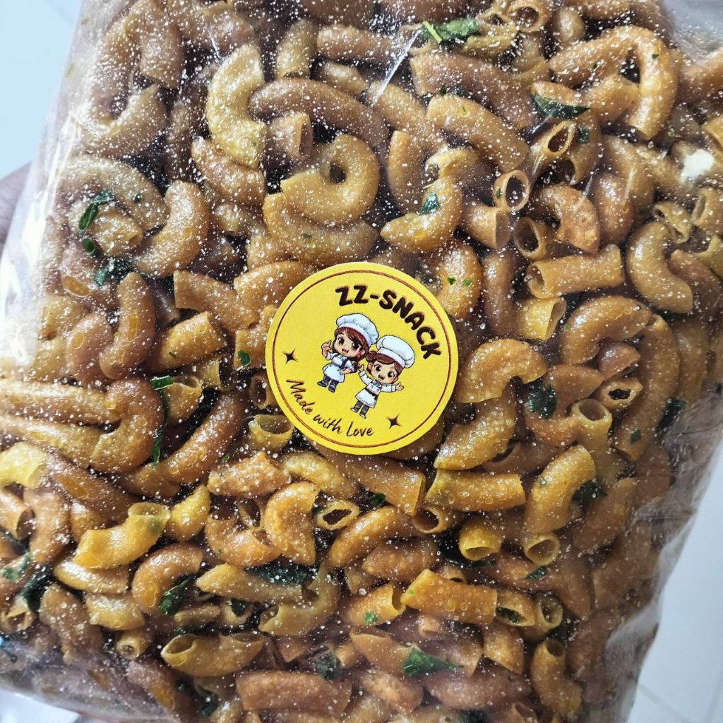 

MAKARONI KRIUK DAUN JERUK 1 KG ORIGIAL / PEDAS / EXTRA PEDAS