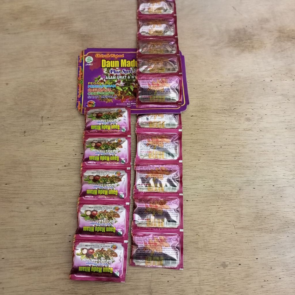 

jamu tradisional daun madu hitam isi 20 sachet