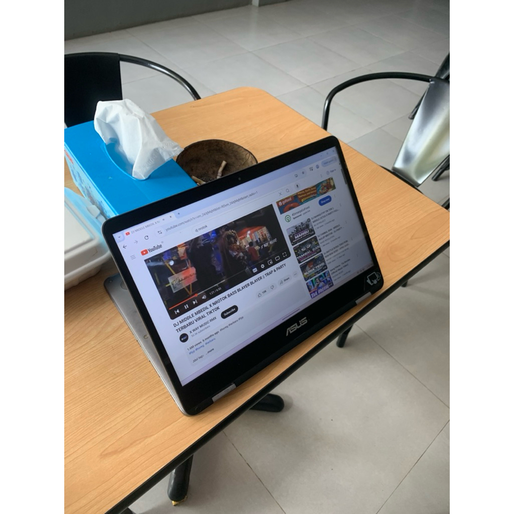 laptop asus vivobook TP401MA