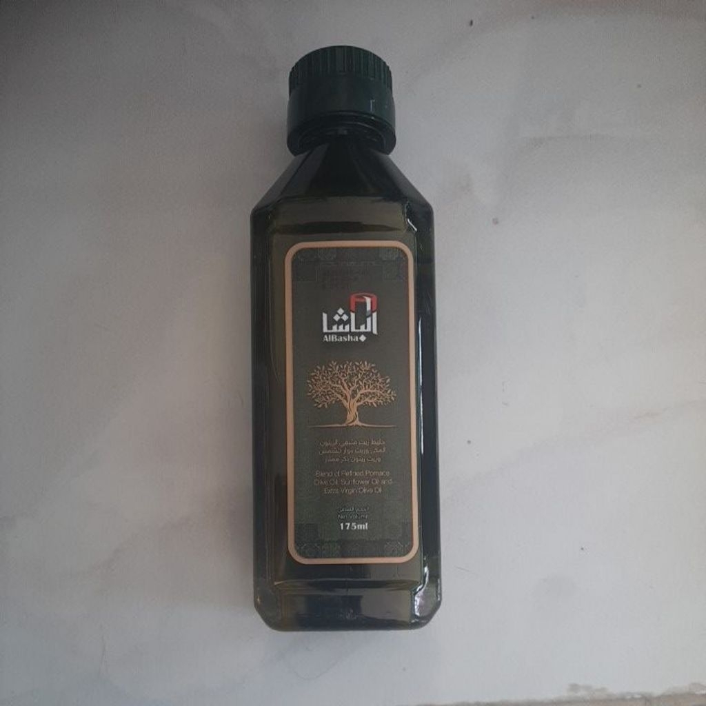 

minyak zaitun/olive oil Al-basya import 100% arab saudi .tersedia ukuran 175ml dan 500ml