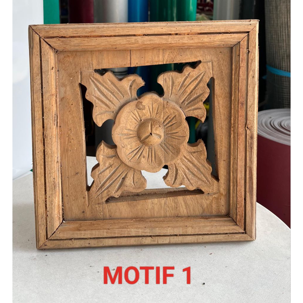Loster kayu motif / loster kayu ukir jepara / angin-angin rumah