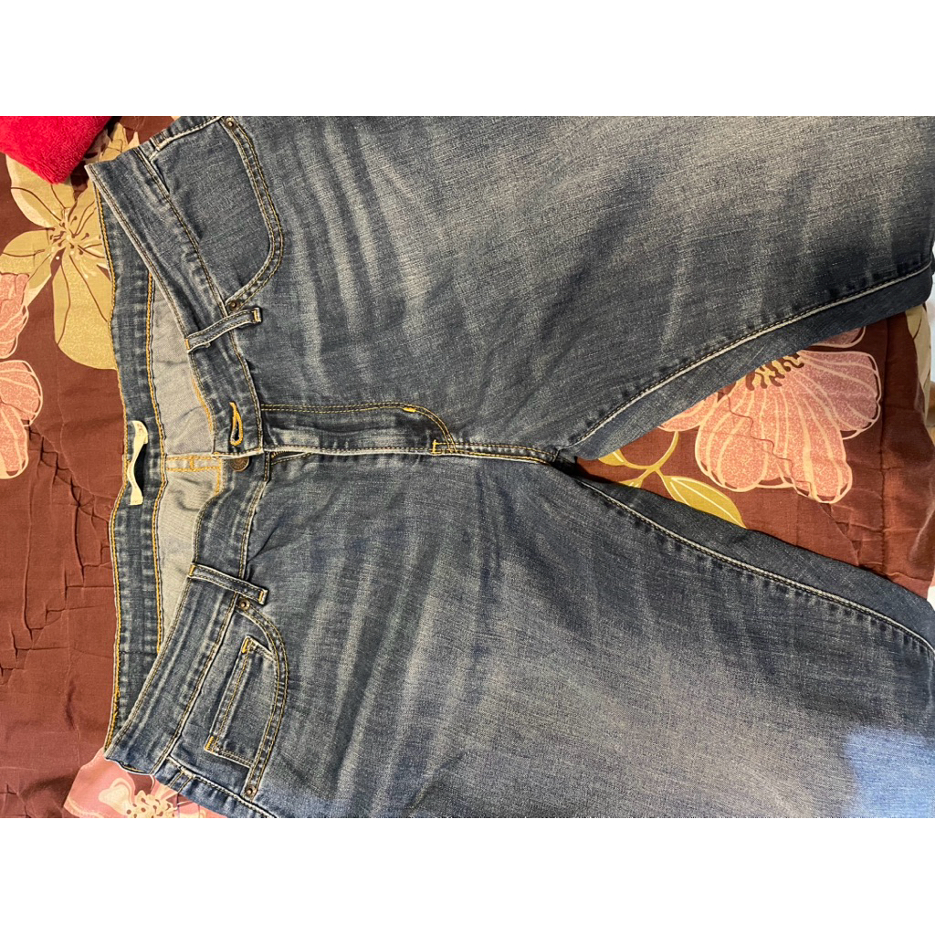 PRELOVED - Levis