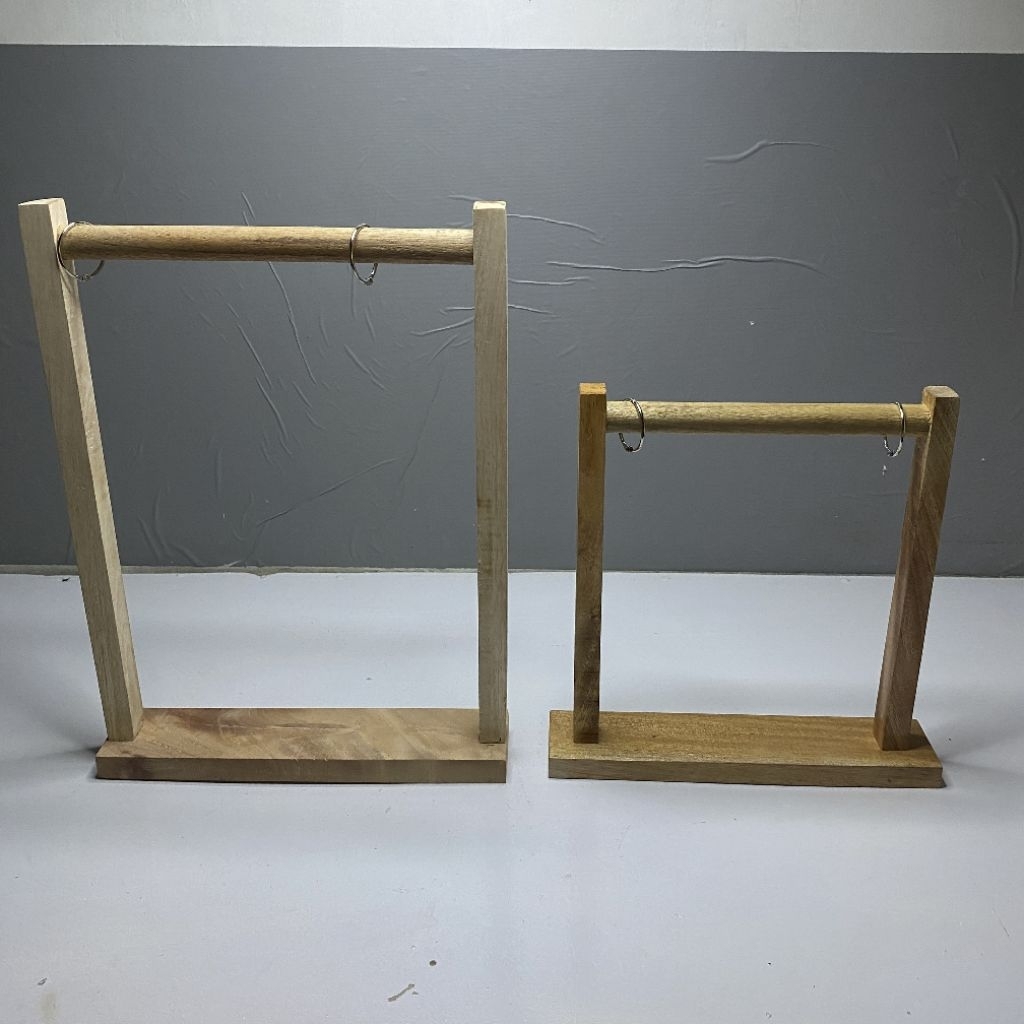 

Stand Tipe A Gantungan Menu Promo Nomer Meja Kalender Kayu Resto Cafe Jadwal Sekolah