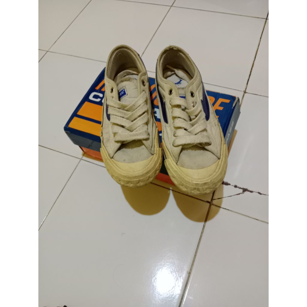 compass retro second