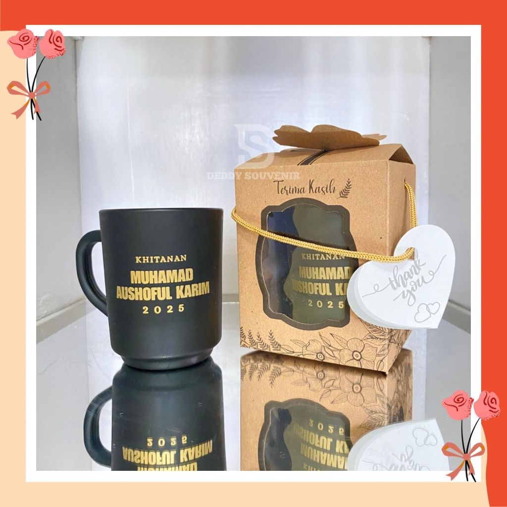 Souvenir Gelas Gagang Hitam Bahan kaca Custom Logo / nama