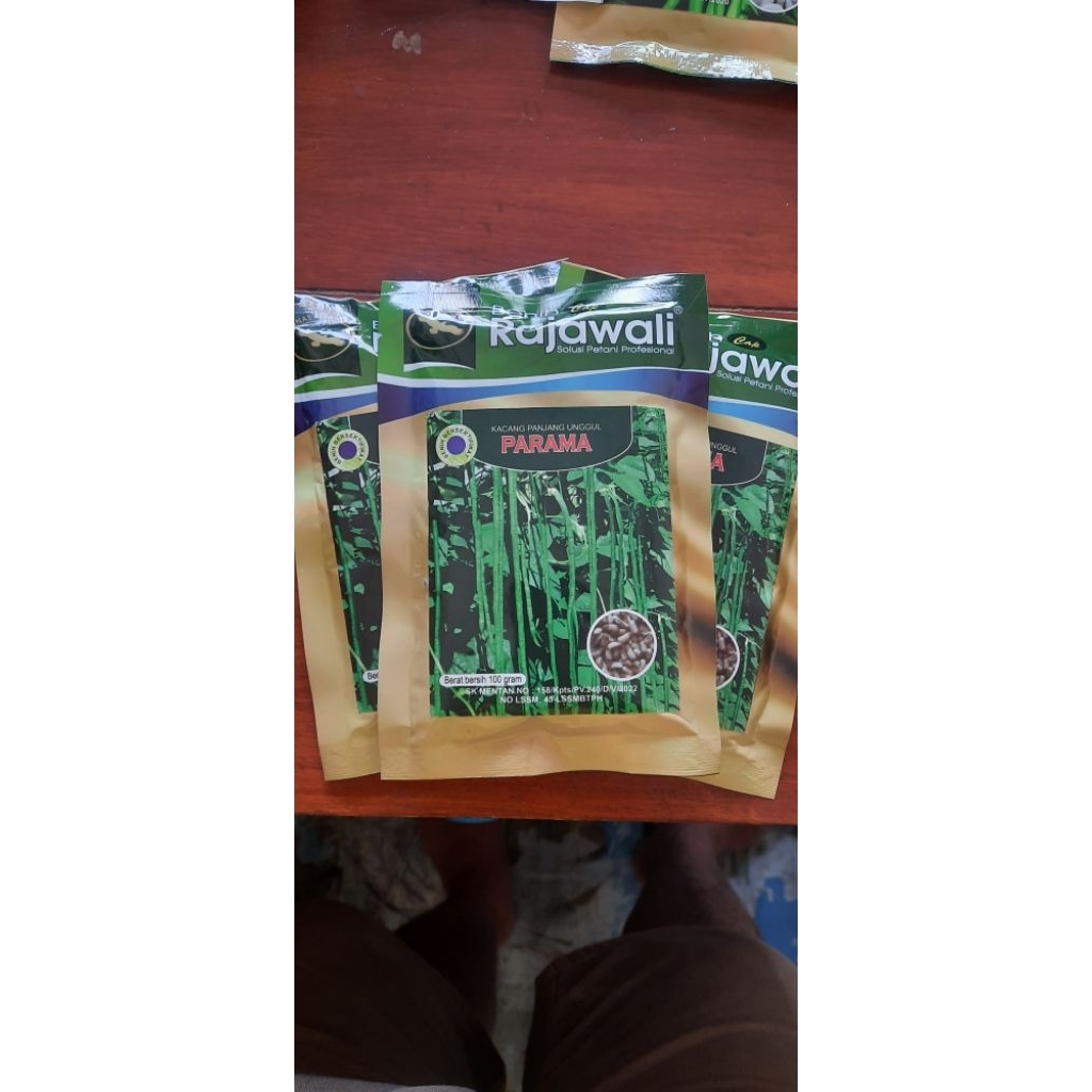 

kacang panjang PARAMA