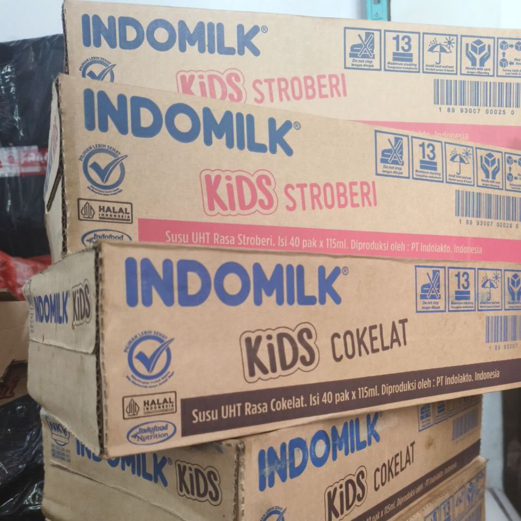 

indomilk kids stroberi/cokelat isi 40 pcs x 115ml