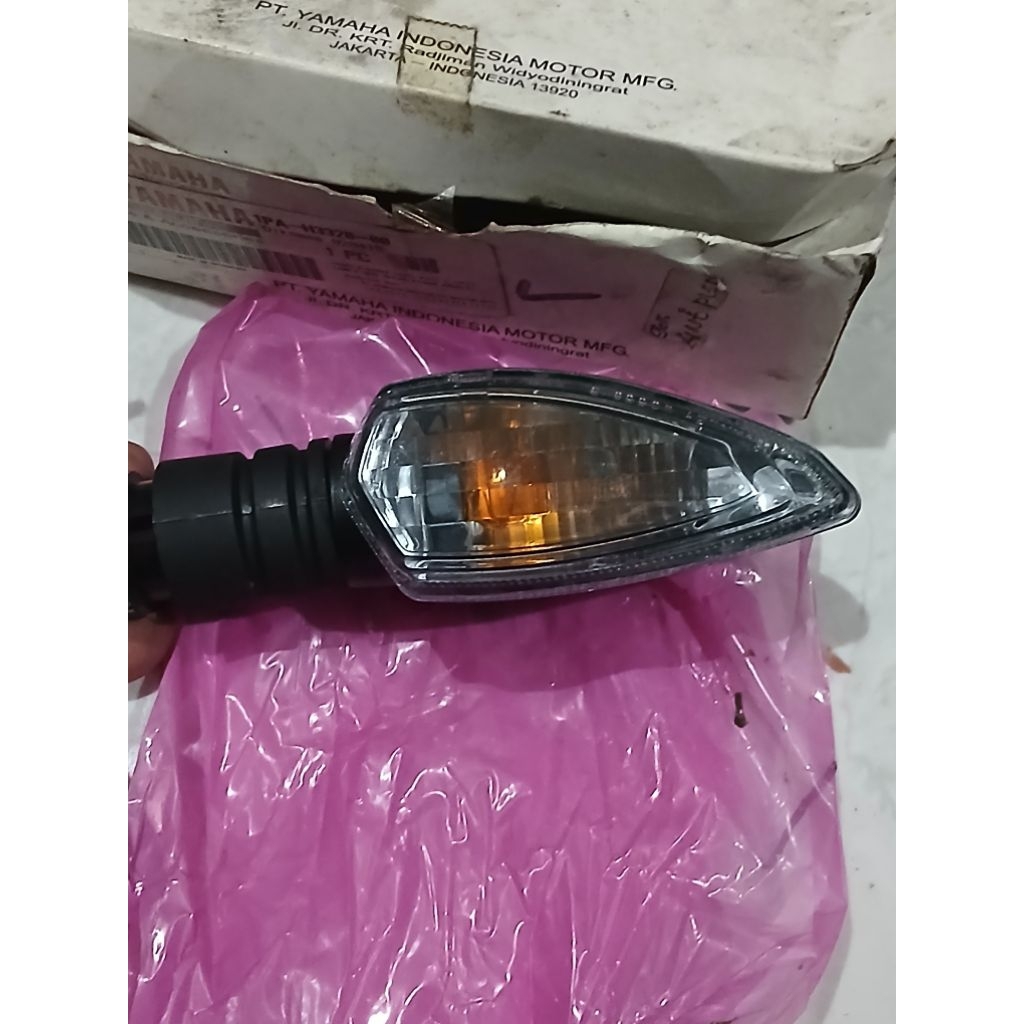 1PA - H3320 - 00 SEIN KANAN ASSY YAMAHA VISON ORIGINAL YGP