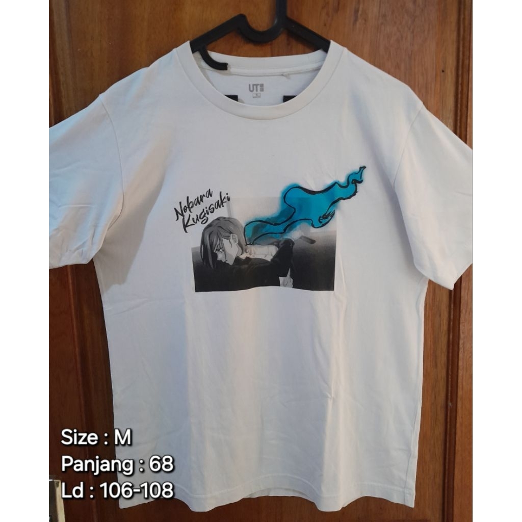Kaos Tshirt Uniqlo UT x Jujutsu Kaisen"Nobara"     preloved/second/vintage
