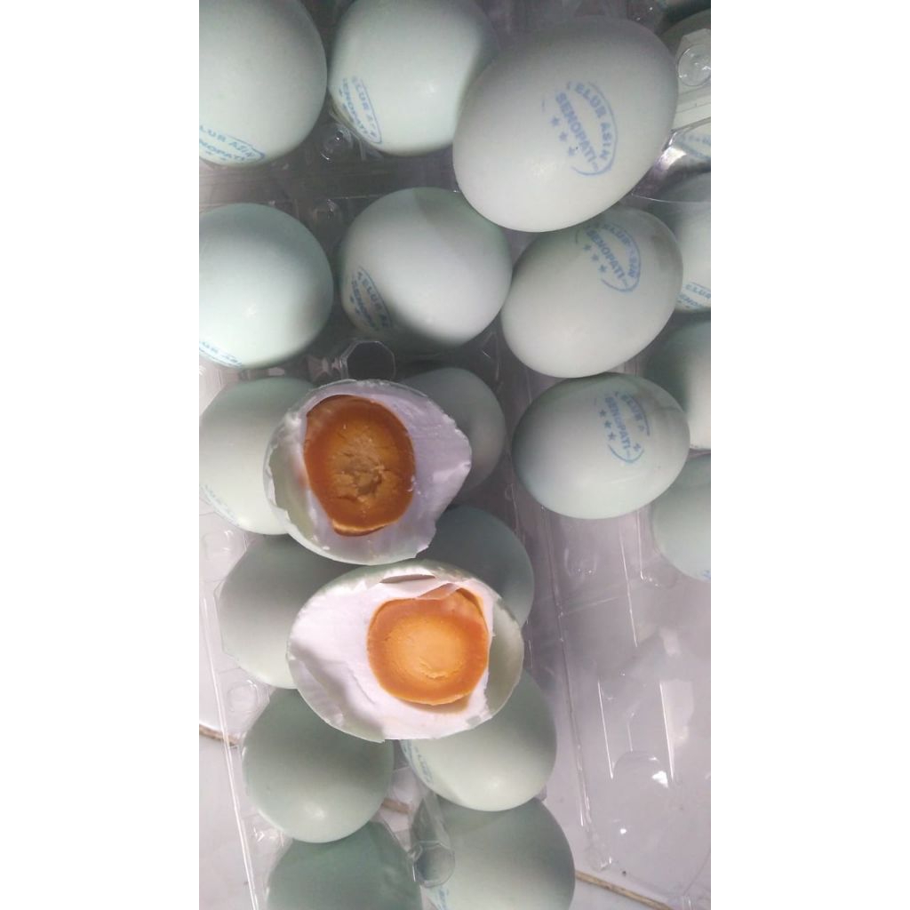 

Telur Asin Senopati Unggulan / Salted Egg/ Telur Asin Hantaran isi 6
