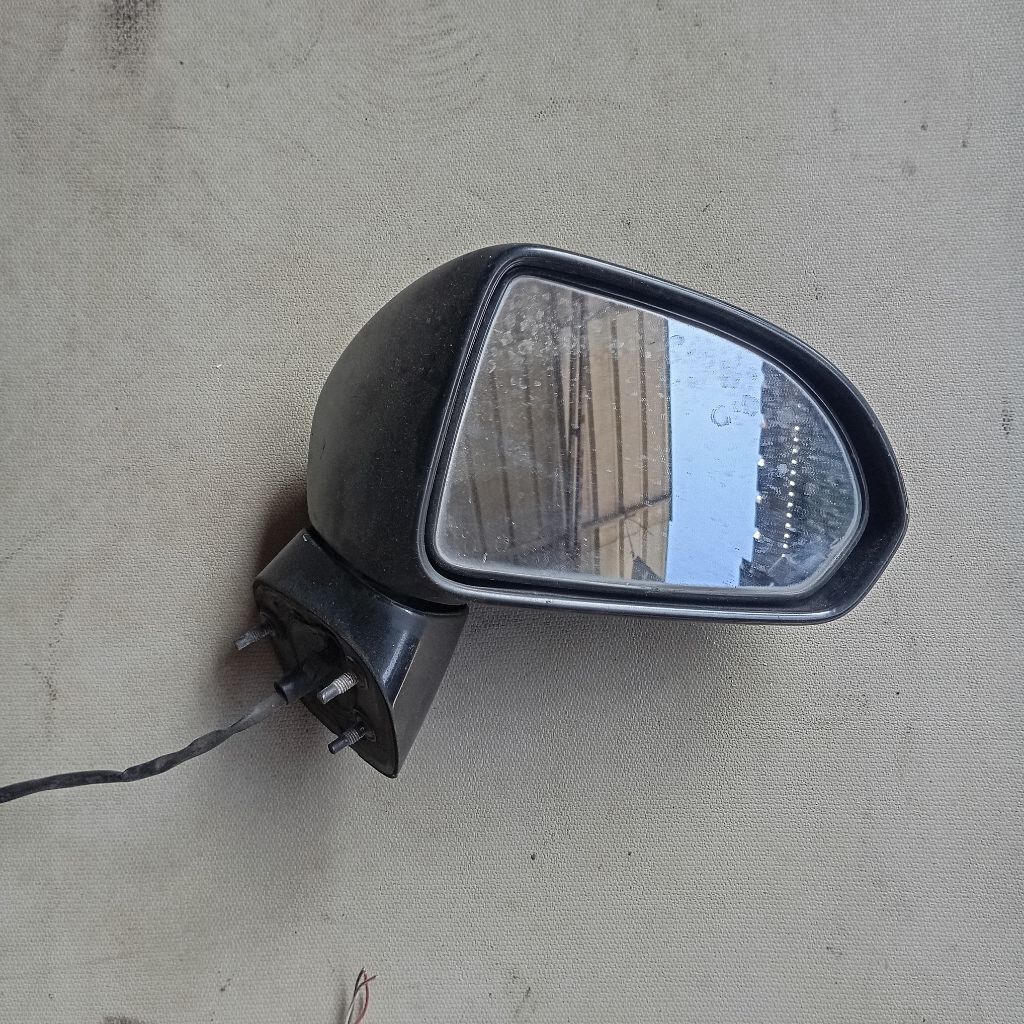 Spion kanan honda city gd8