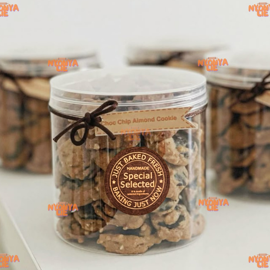 

SBT01 Sticker Label Tempel Tulisan Handmade Special Selected D2.5 cm Seal Kemasan Packing Letter Nyonya Lie