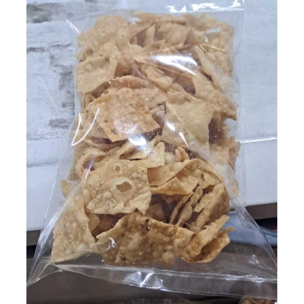 

SAN'S SNACK - PANGSIT BAWANG KEMASAN 250GR