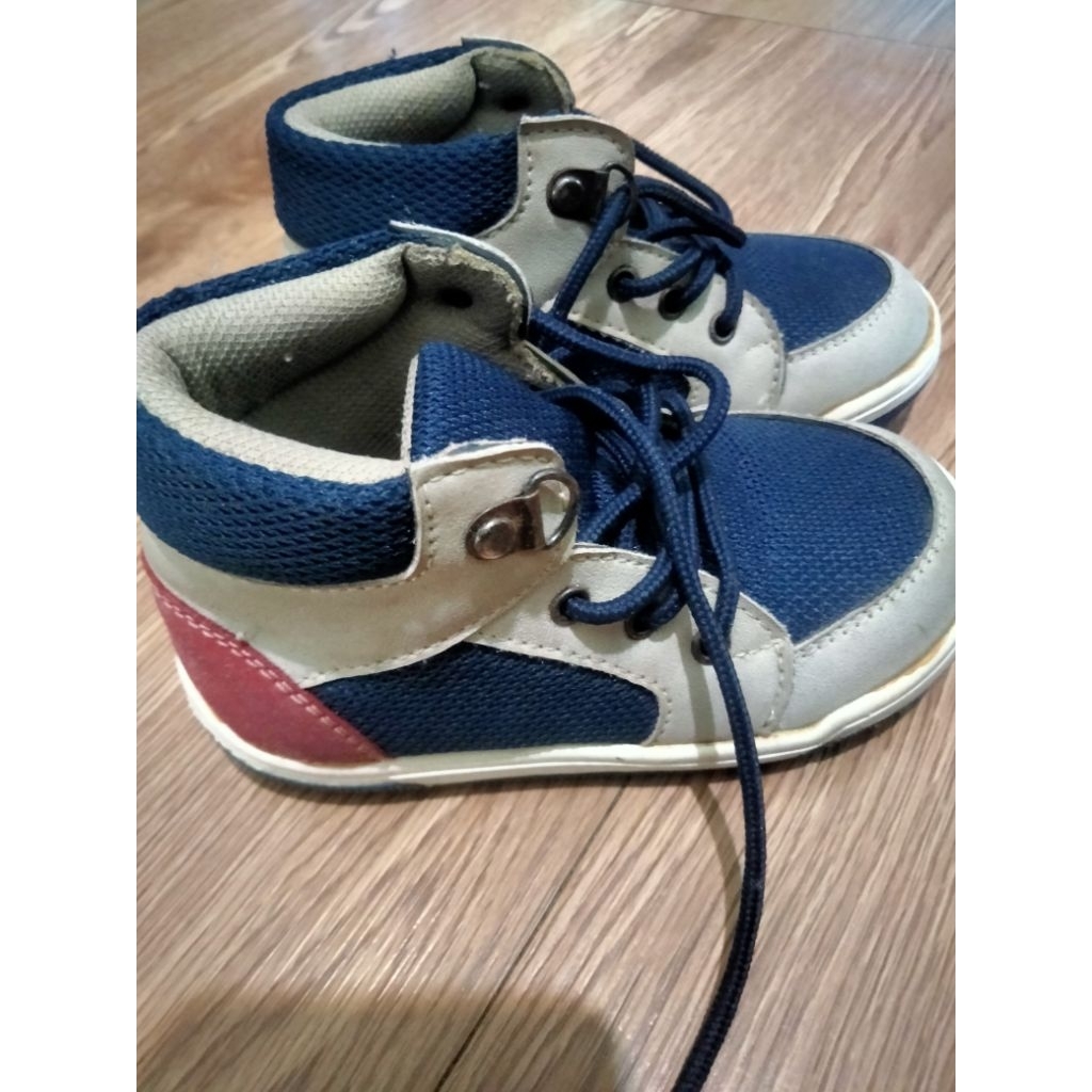 Preloved sepatu anak donatello