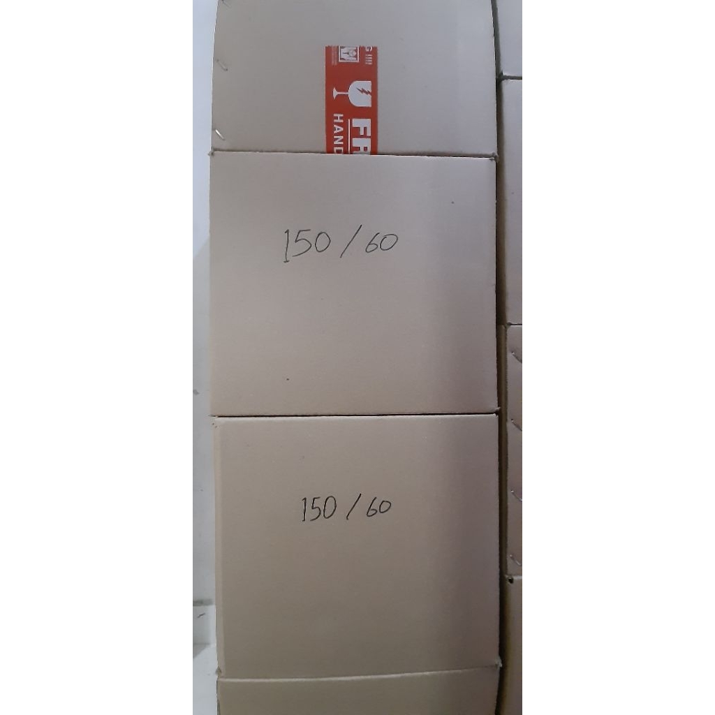 

No Merk, 1 Dus gula pasir rendah kalori isi 60 pouch @ 150 gram