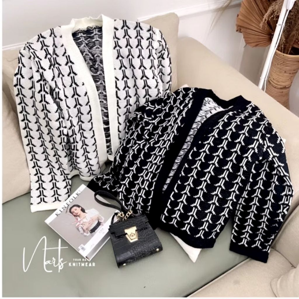 Edrea Crop Cardy / Atasan  Baju Rajut Wanita