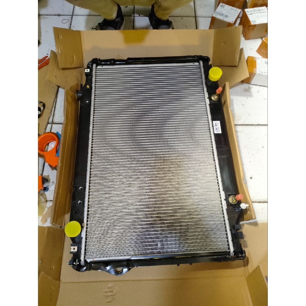 Radiator Toyota Land Cruiser Turbo VX80 HDJ80