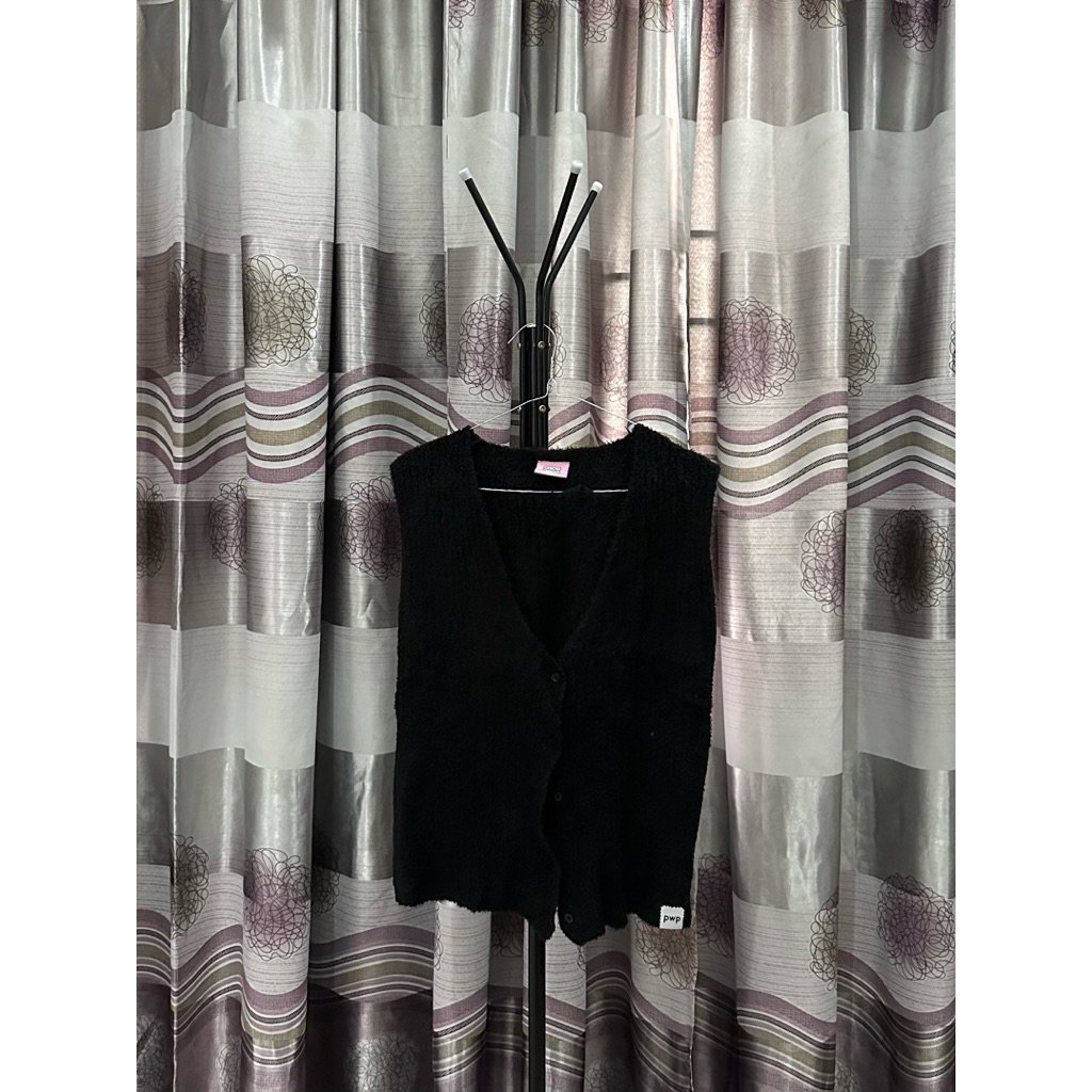 [Preloved] PlayWithPattero PWP Play With Pattero Vest Black Top