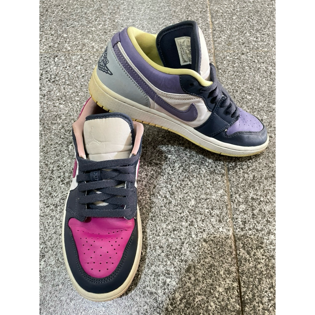 Nike Air Jordan 1 low purple magenta size 40