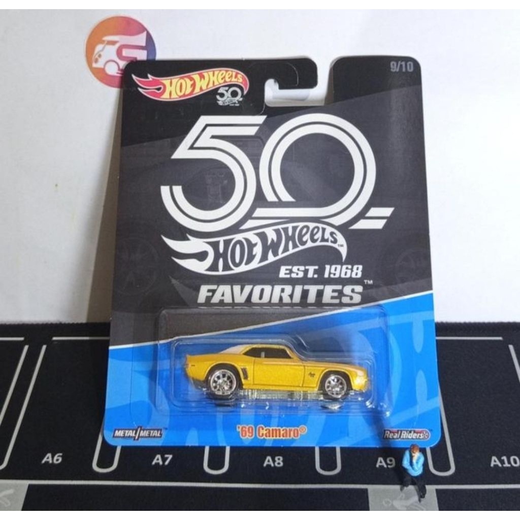 Hot wheels premium 69 camaro 50th anniversary