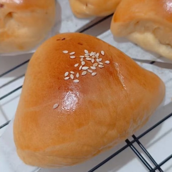 

Roti isi Ebi by Jadoel Bakery Singkawang