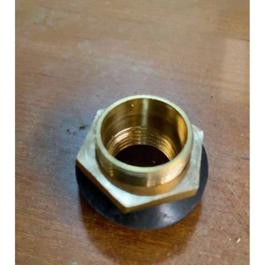 mur toren tandon ukuran 1/2 x 3/4 Kuningan mur toren tandon