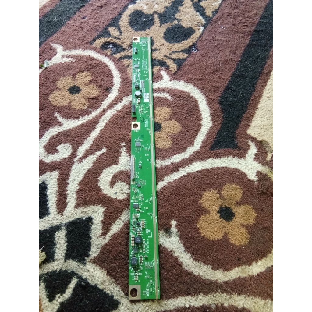 Tcon t con ticon tikon tv LG 22LN4000