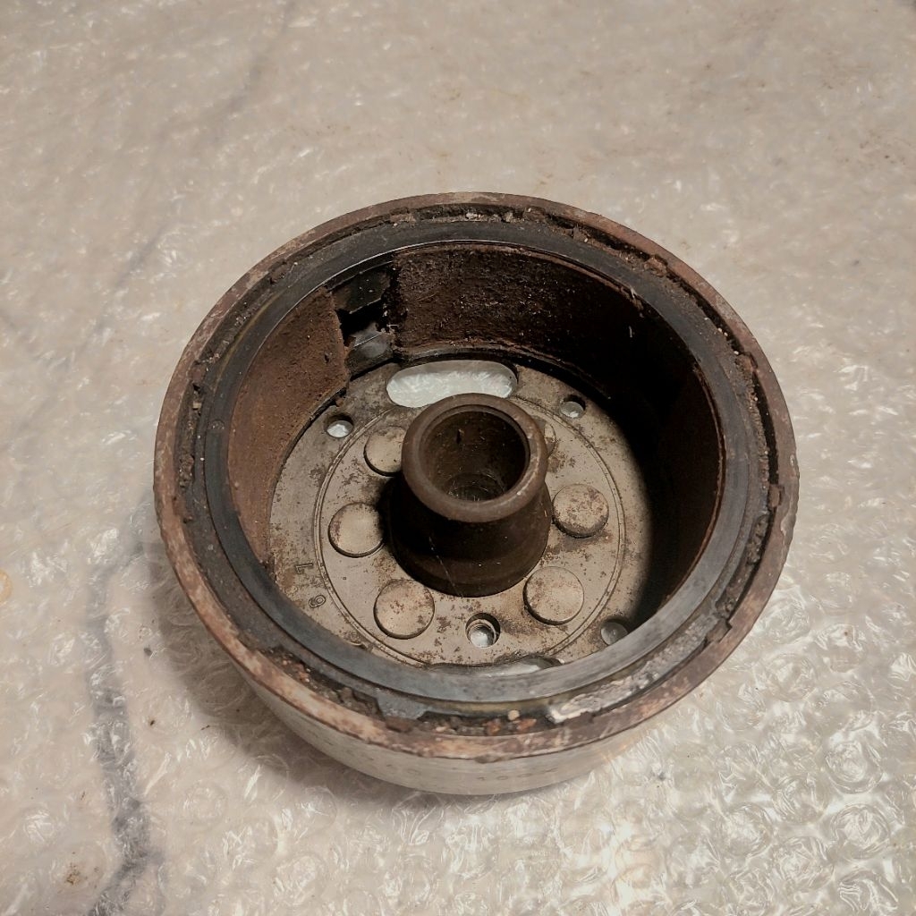 Magnet suzuki rc 80 / rc 100 / crystal / tornado