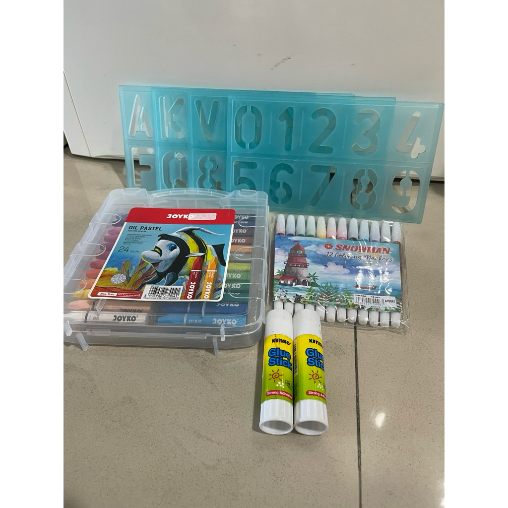 

New pastel + spidol snowman + lem stick