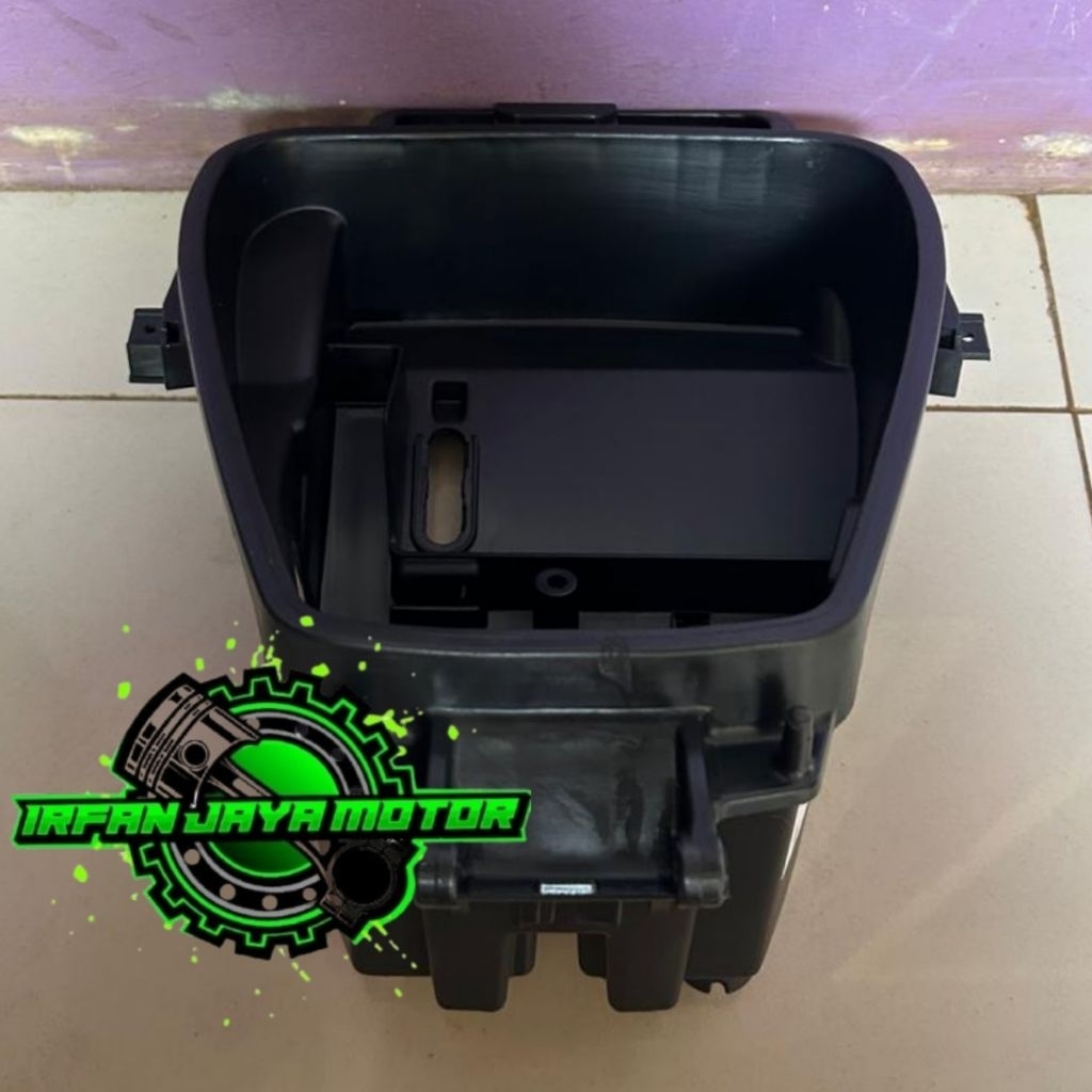 Box Bagasi Honda Scoopy Karbu Pertama