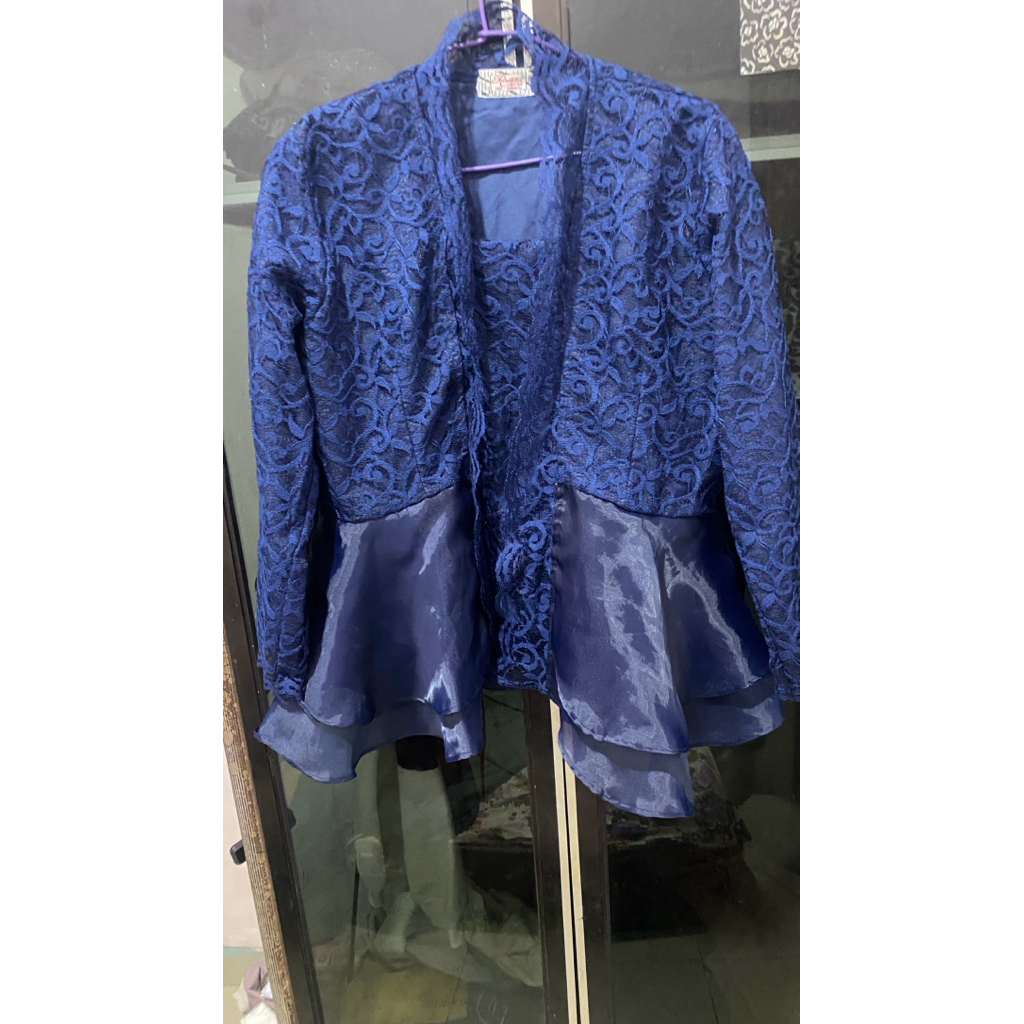 kebaya solo wanita jumbo ld 110 preloved bekas kebaya wisuda