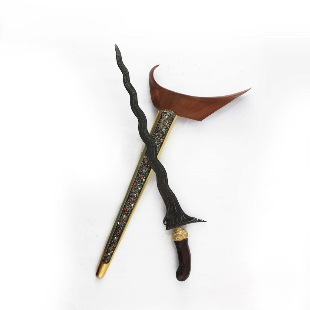 Keris Ladrang Yogya Sawo Selut Banyu Mili Slorok Emas Perak Batu Warna KD935