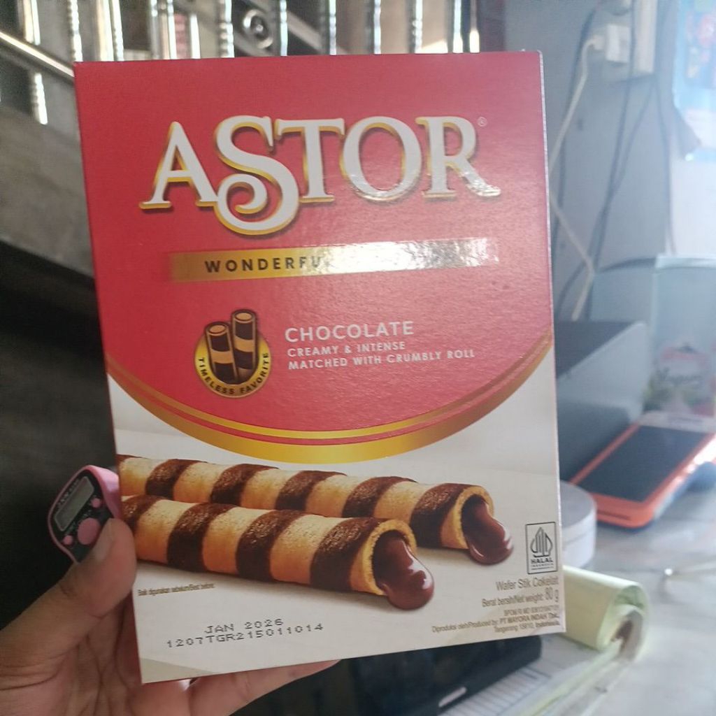 

ASTOR SINGLE full coklat dapat 6 BOX