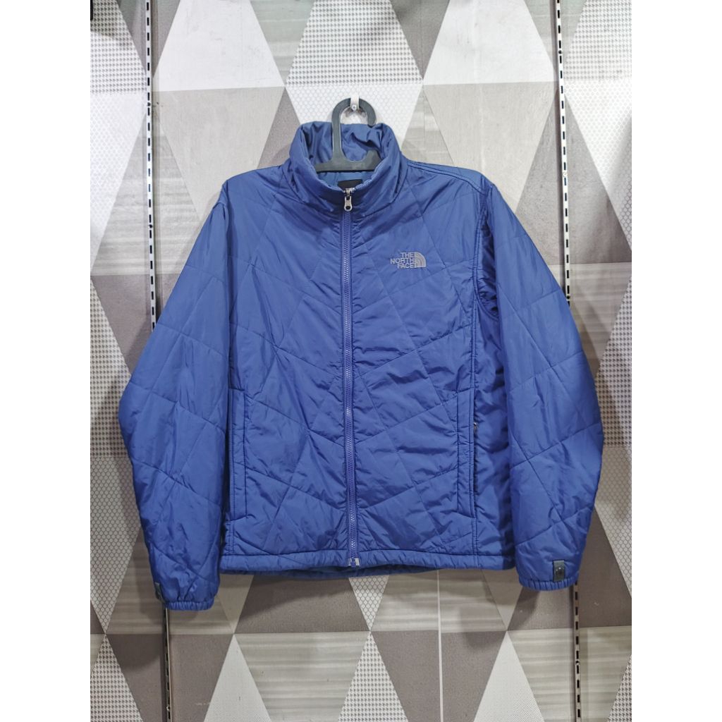 Paket Borongan 3 Pcs Jaket Puffer TNF. Original Full Tag. Untuk Detail Tanyakan.