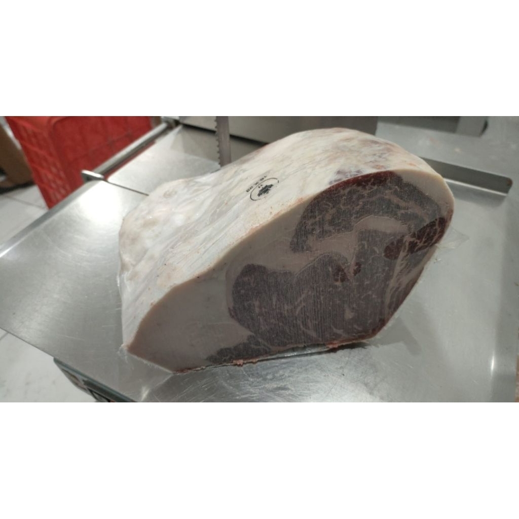 

Canada Beef Aging Prime Rib Eye