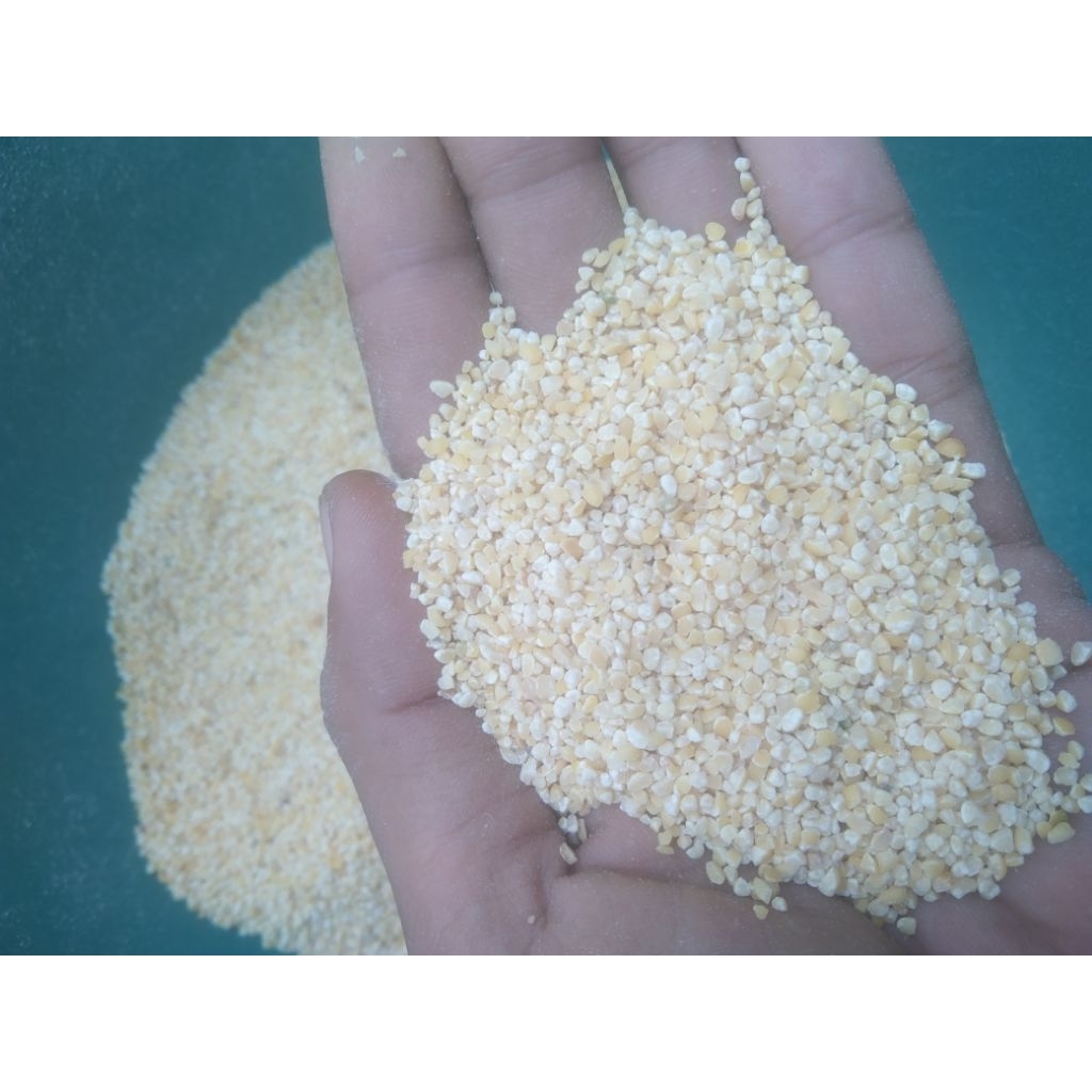 

Kedelai Kupas Pecah Butiran 1Kg Untuk Konsumsi