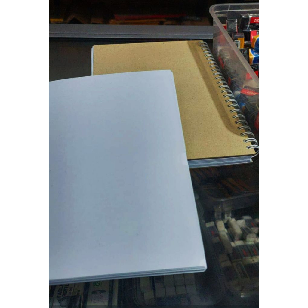 

Sketchbook A5 – Kertas tebal, estetik & minimalis| Untuk Doodle, ilustrasi, dll