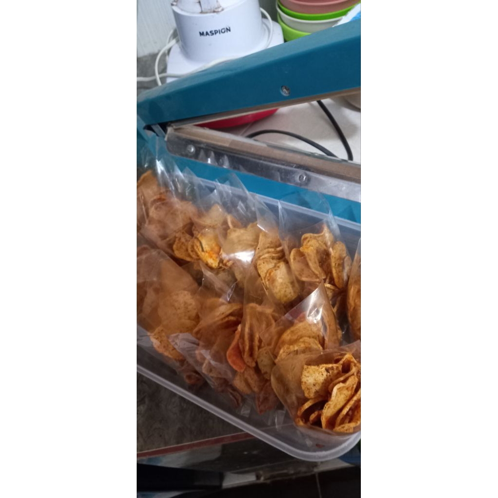 

Keripik Basreng daun jeruk