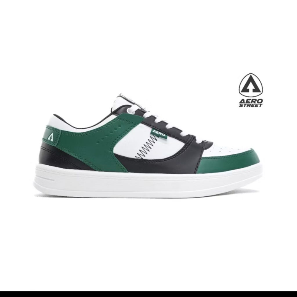 sepatu aero street hoops.