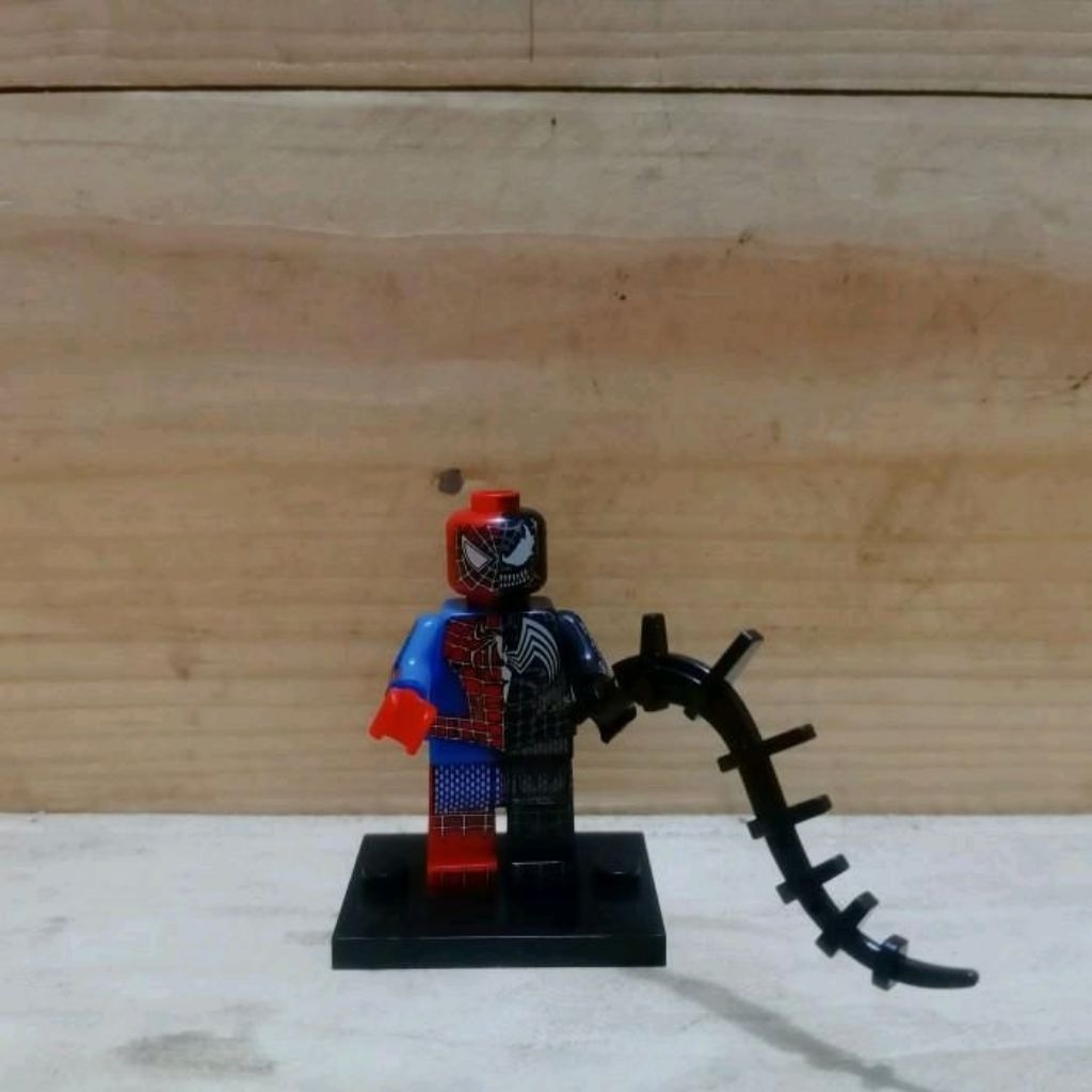 figure spiderman 3 the movie sam raimi figure venom plus spiderman symbiote