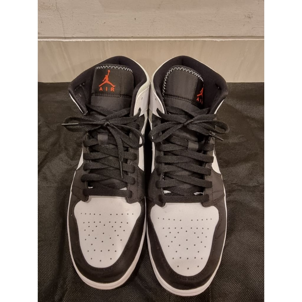 S-02 Sepatu sneakers jordan 1 mid UNION size 45.5 used bekas ori