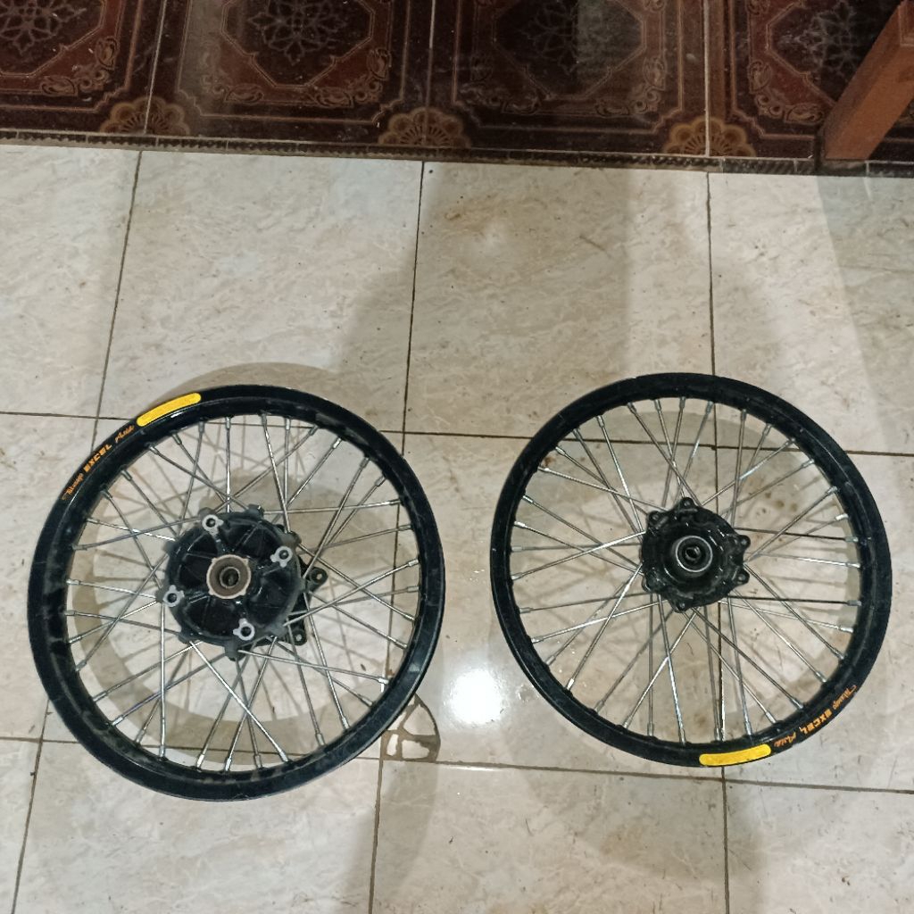 velg set depan belakang crf 150l