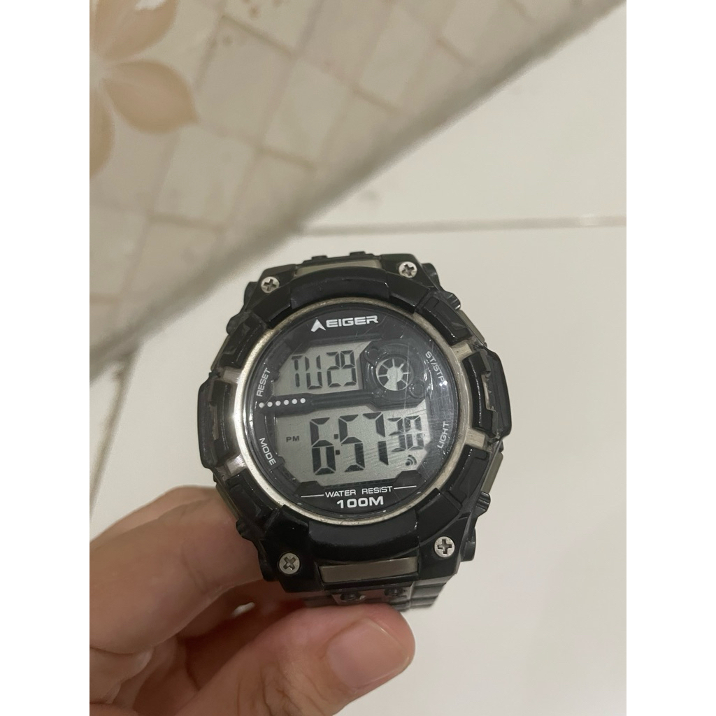 Jam tangan Eiger second