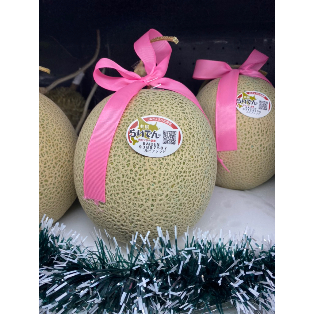 

Melon jepang king yubari red / yubari king melon red super sweet / melon asli jepang / psc