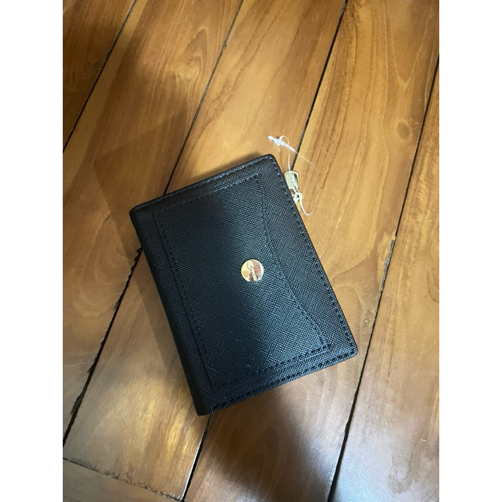 Dompet Emsio Black
