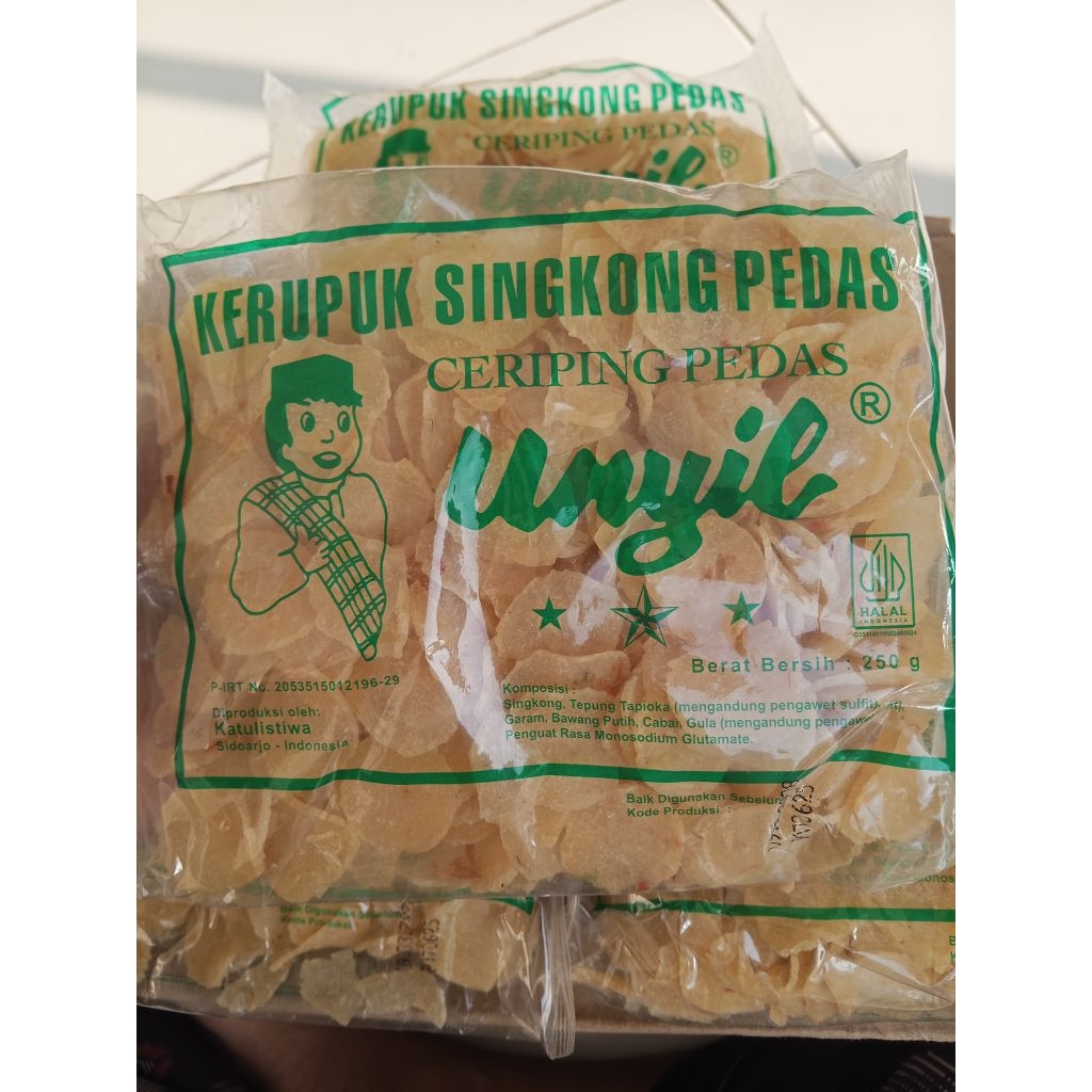

1kg/4 bungkus krupuk singkong ceriping pedas enak ngembang praktis bisa langsung digoreng